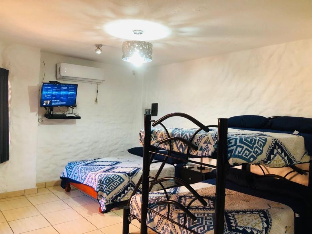 Playa Suites Mazatlán Kamer foto