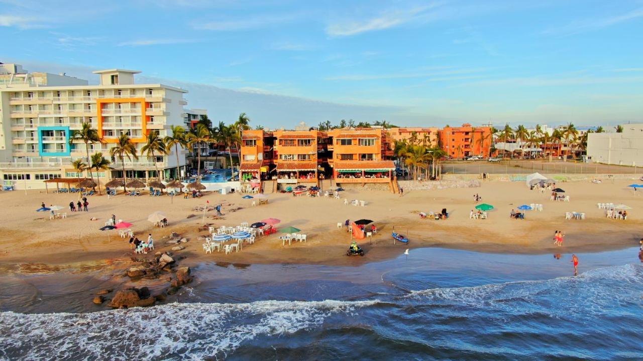 Playa Suites Mazatlán Buitenkant foto