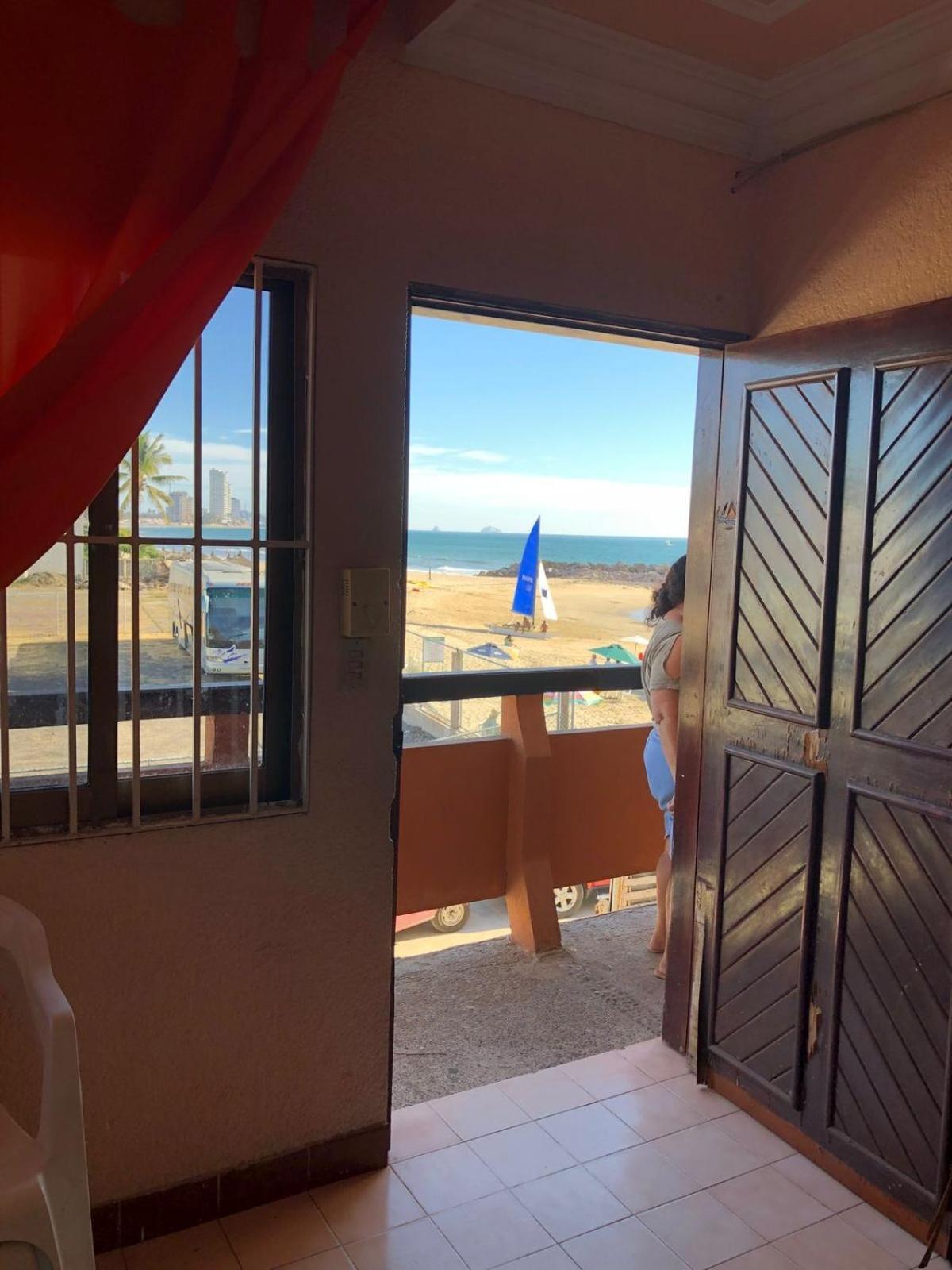Playa Suites Mazatlán Kamer foto